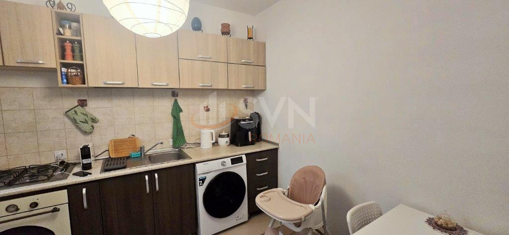 Apartament, 3 camere Bucuresti/Jiului