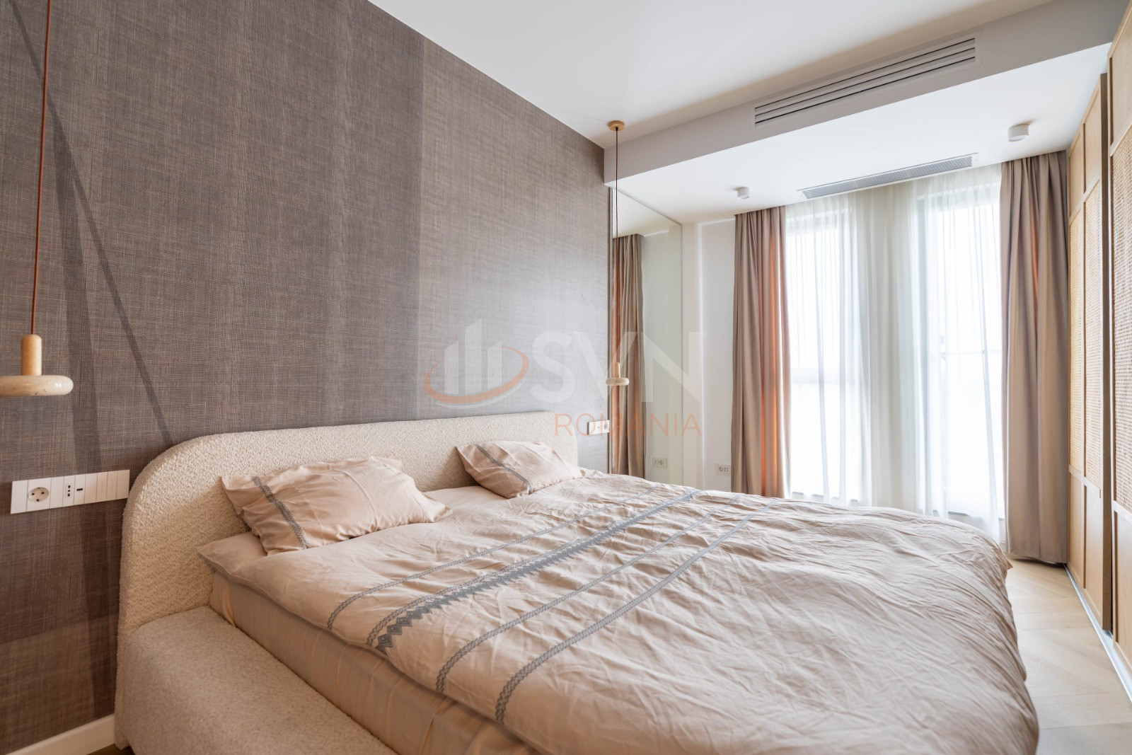 Apartament, 3 camere Bucuresti/P-ta Presei Libere
