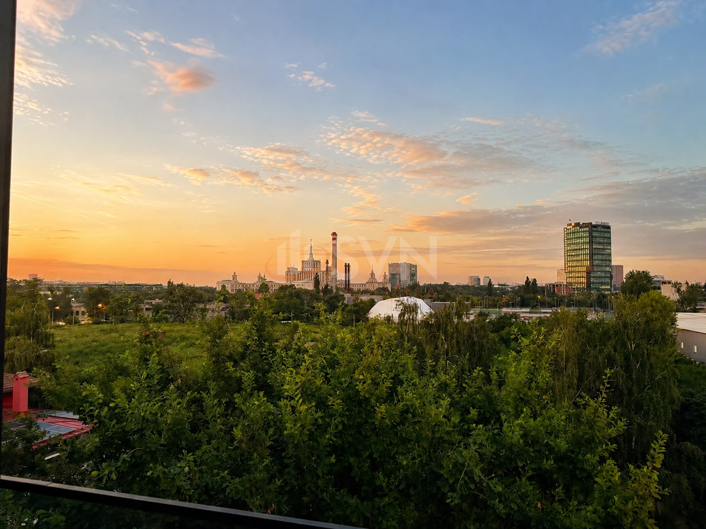 Apartament, 3 camere Bucuresti/P-ta Presei Libere