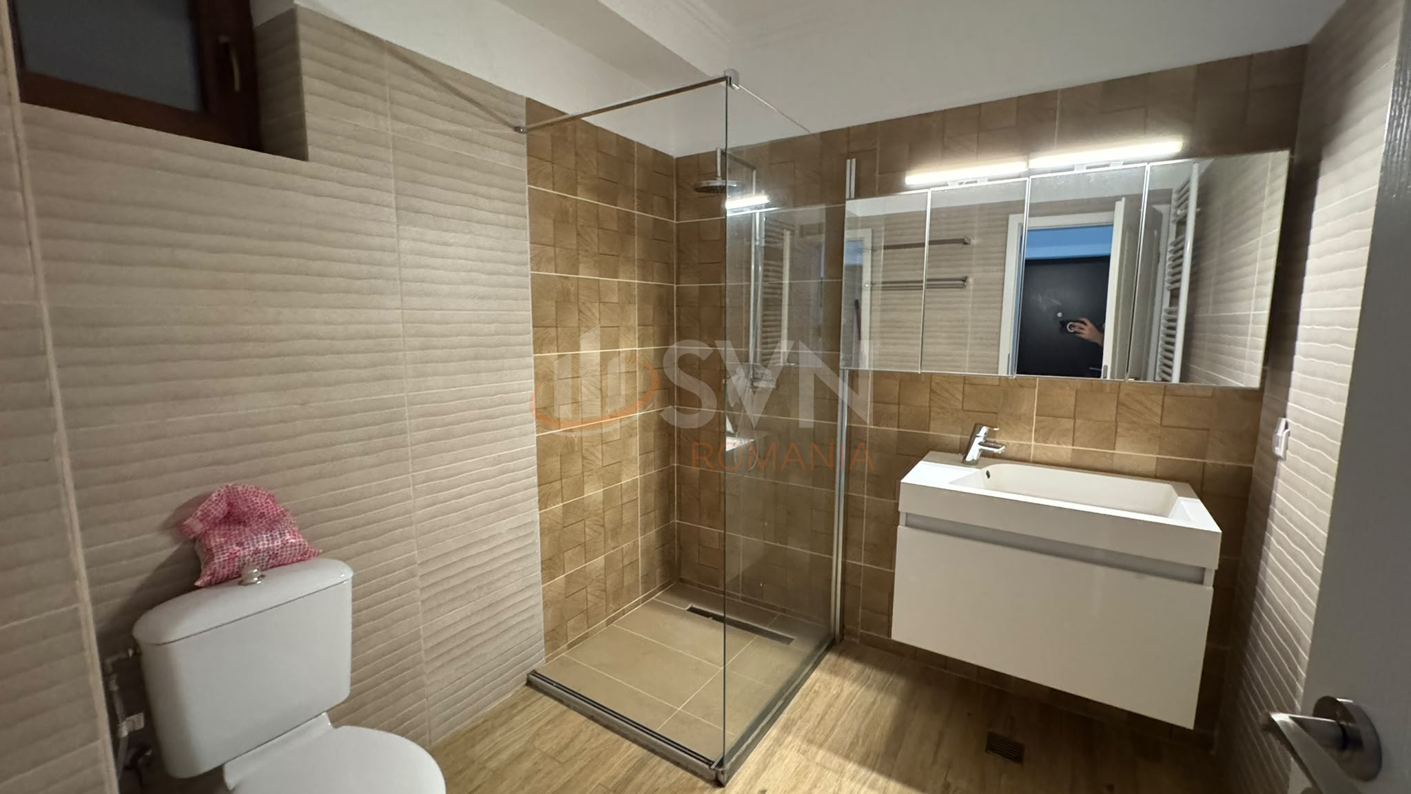 Apartament, 3 camere Bucuresti/Aviatiei