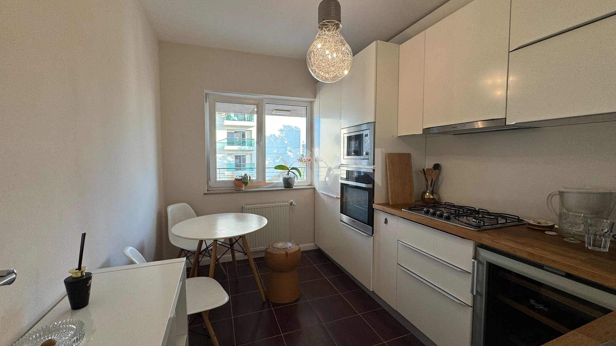 Apartament, 3 camere Bucuresti/Lacul Tei