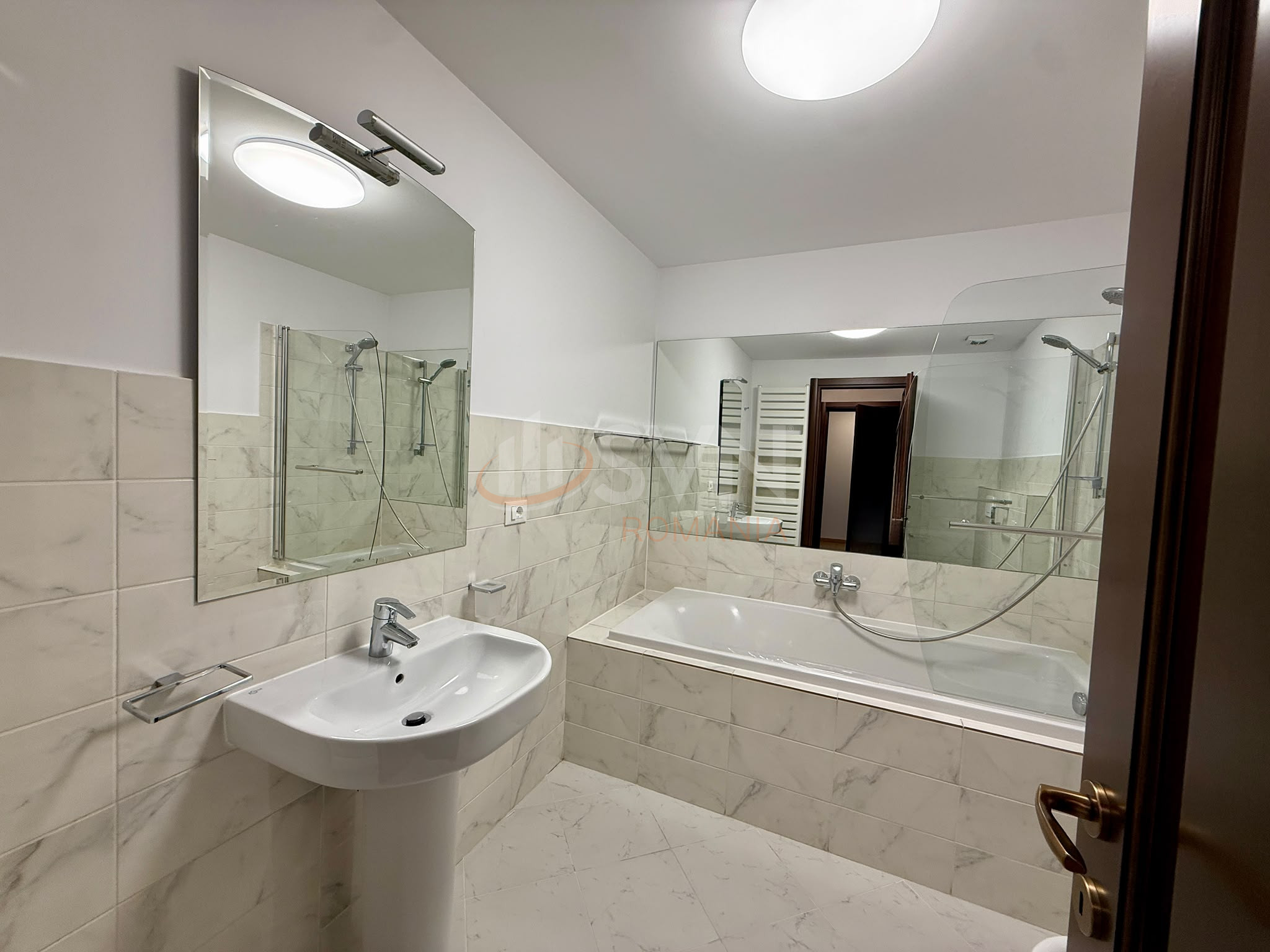 Apartament, 3 camere Bucuresti/Aviatorilor