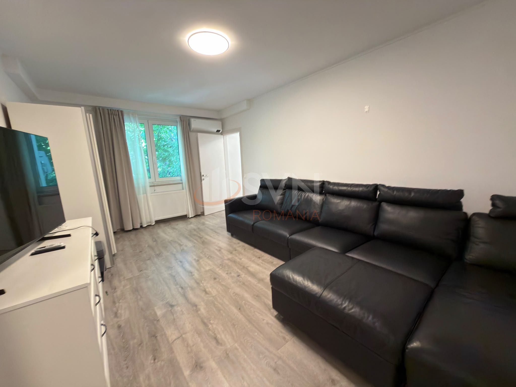 Apartament, 3 camere Bucuresti/Primaverii