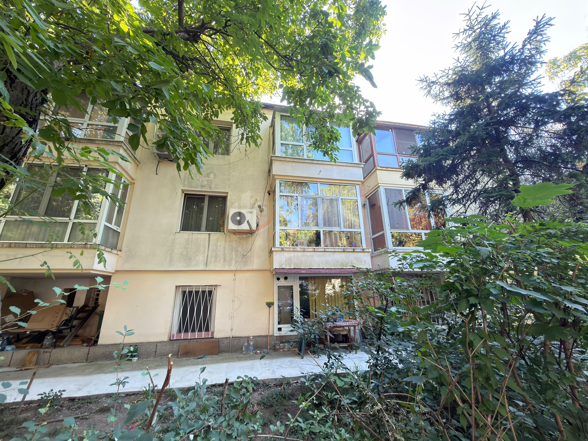 Apartament, 3 camere Bucuresti/Primaverii