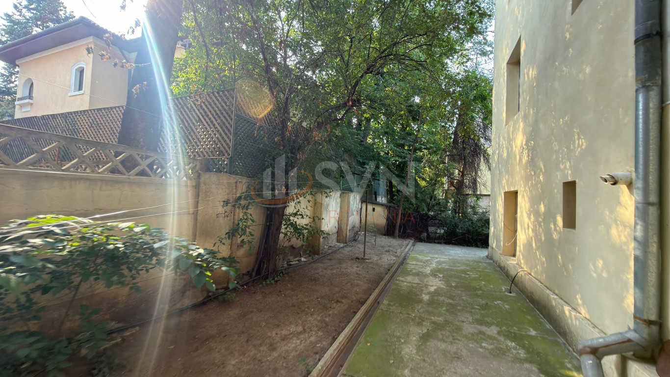 Apartament, 3 camere Bucuresti/Primaverii