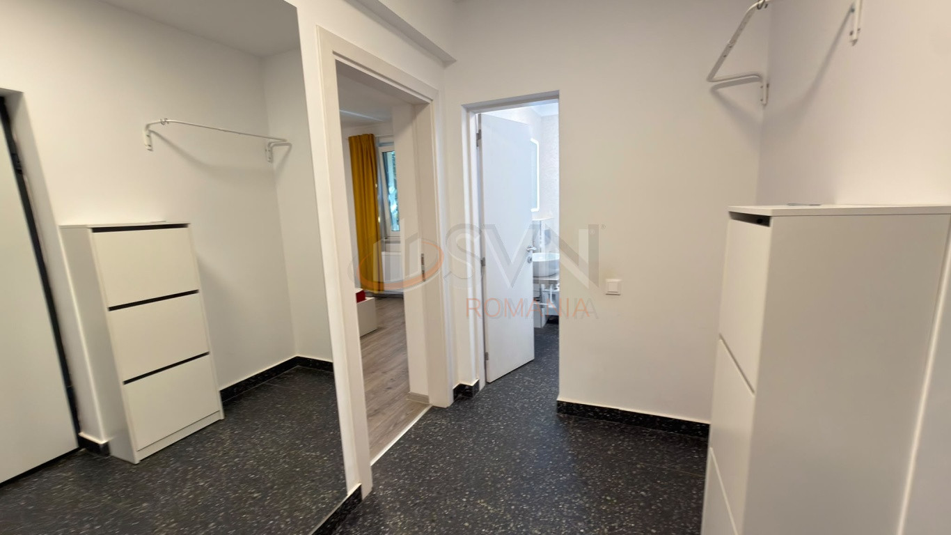 Apartament, 3 camere Bucuresti/Primaverii