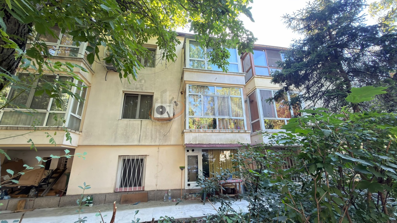 Apartament, 3 camere Bucuresti/Primaverii