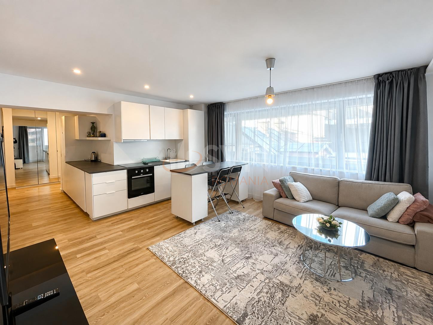 Apartament, 3 camere Bucuresti/Victoriei