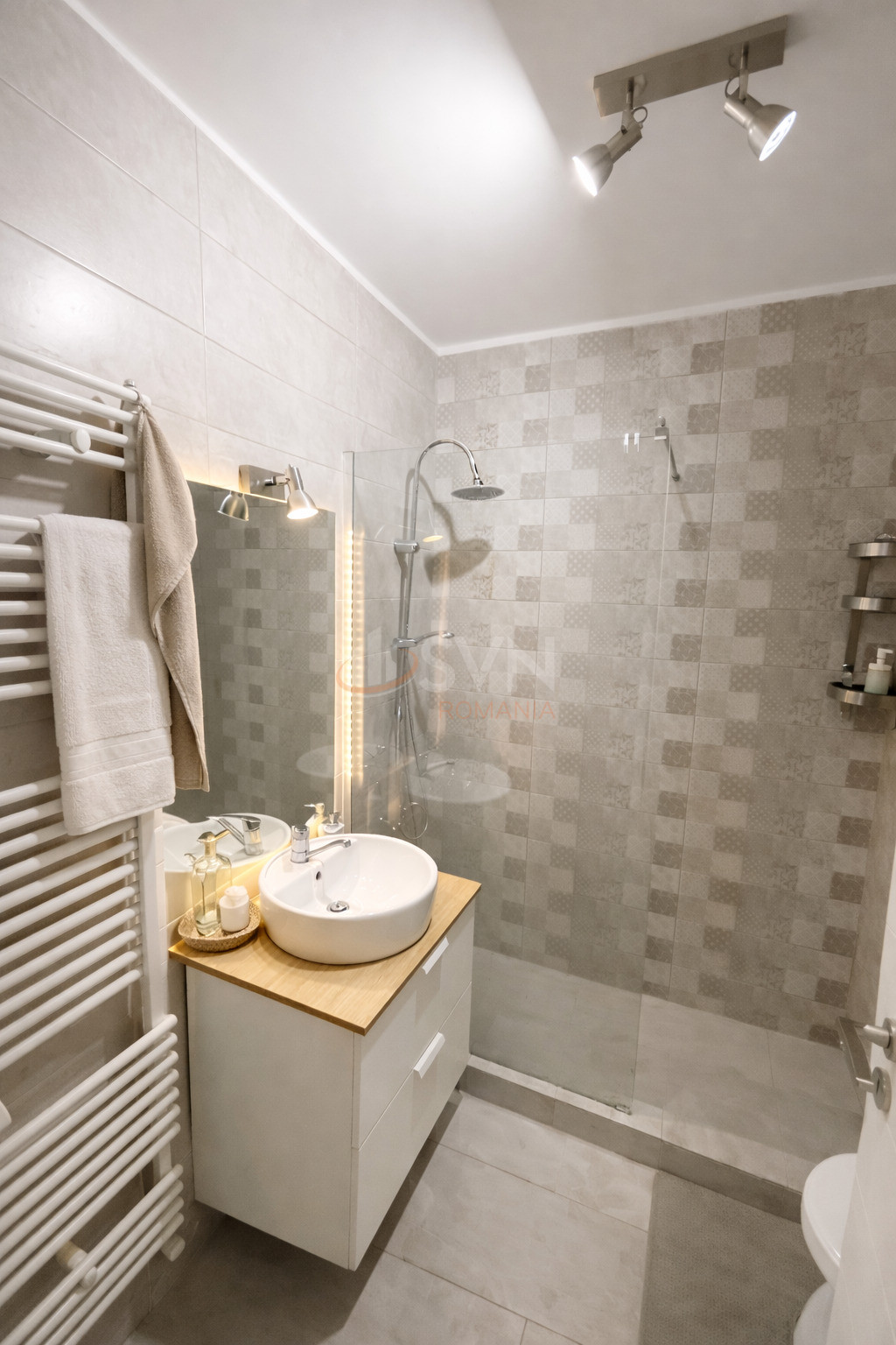 Apartament, 3 camere Bucuresti/Lujerului