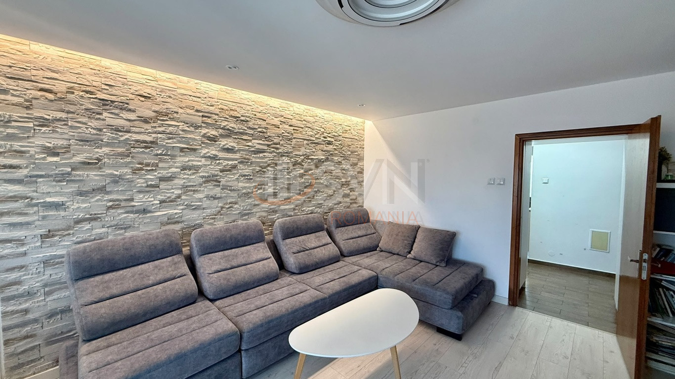 Apartament, 3 camere Bucuresti/Unirii