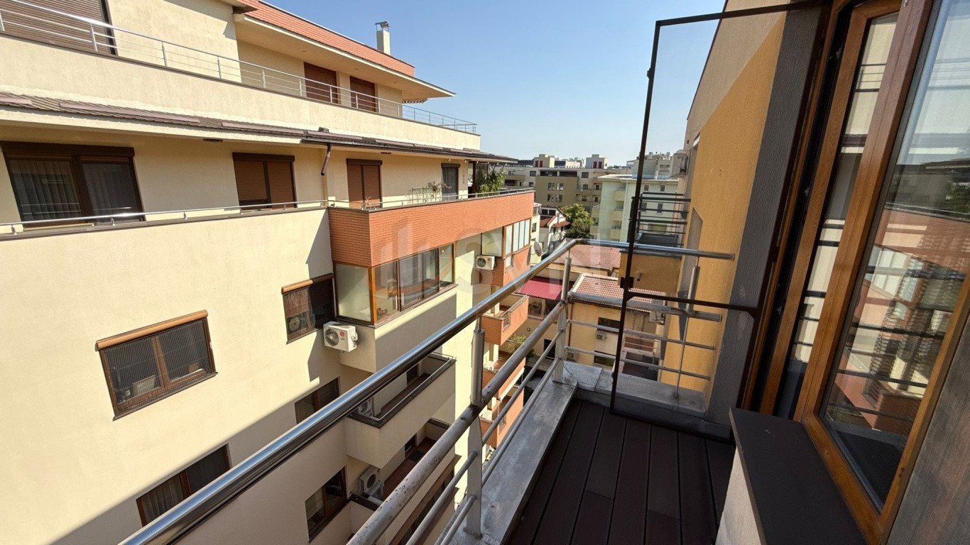 Apartament, 3 camere Bucuresti/Herastrau