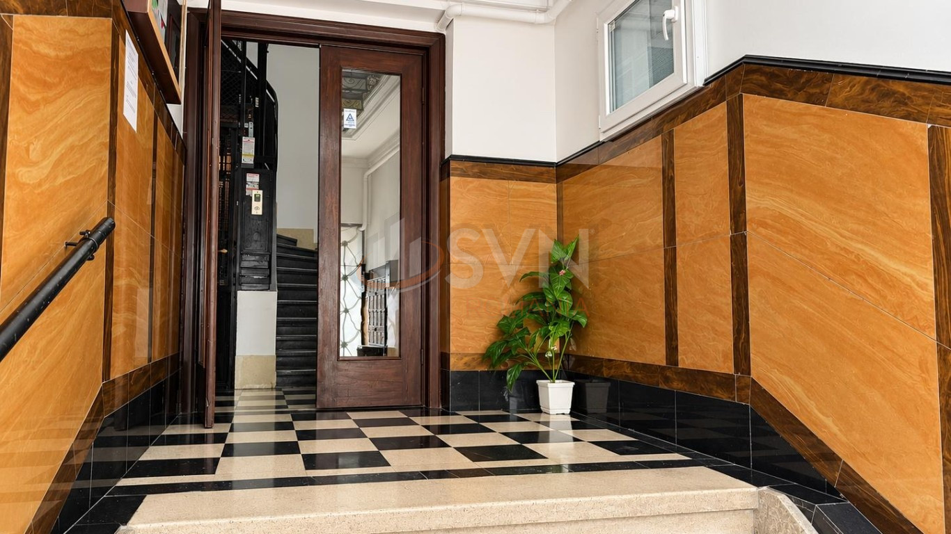 Apartament, 3 camere Bucuresti/Armeneasca