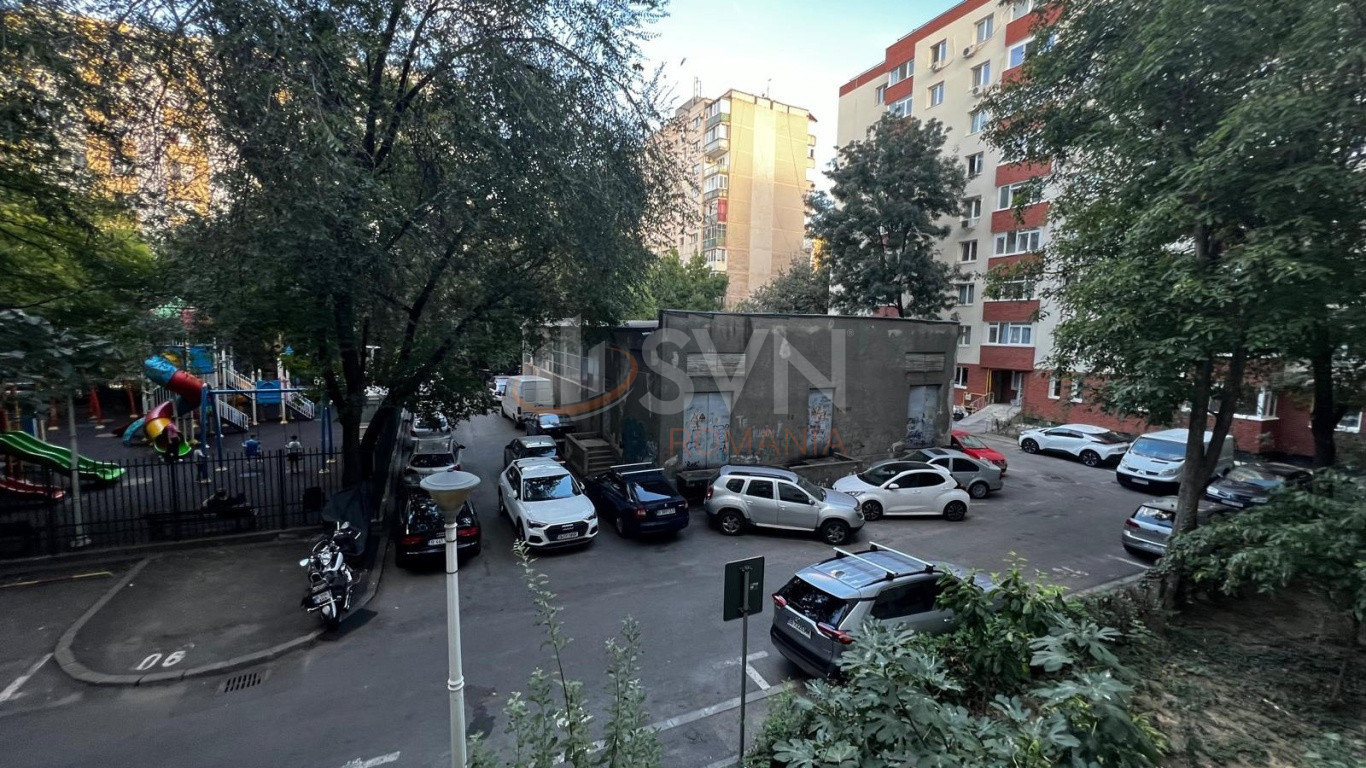 Apartament, 3 camere Bucuresti/Vatra Luminoasa