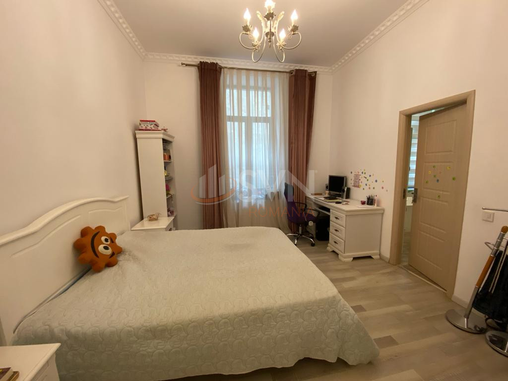 Apartament, 3 camere Bucuresti/Piata Victoriei