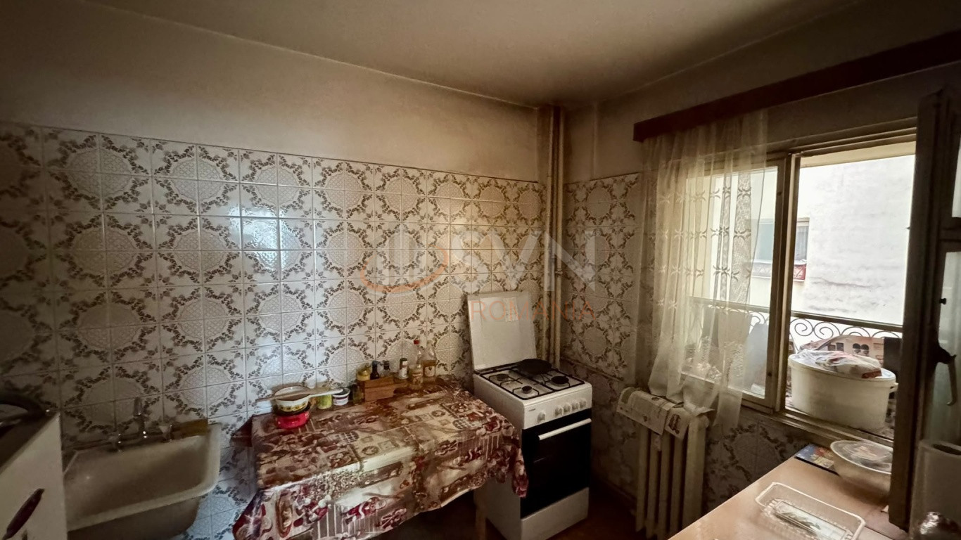 Apartament, 3 camere Bucuresti/Lacul Tei