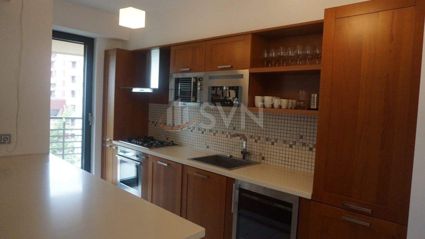 Apartament, 3 camere Bucuresti/Stefan Cel Mare