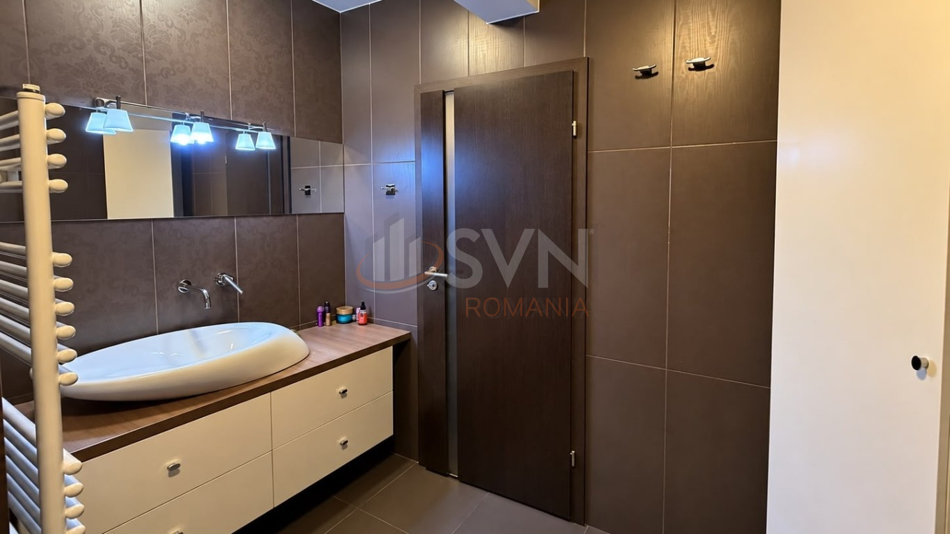 Apartament, 3 camere Bucuresti/Calea Calarasilor