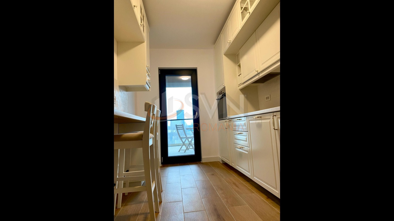 Apartament, 3 camere Bucuresti/P-ta Presei Libere