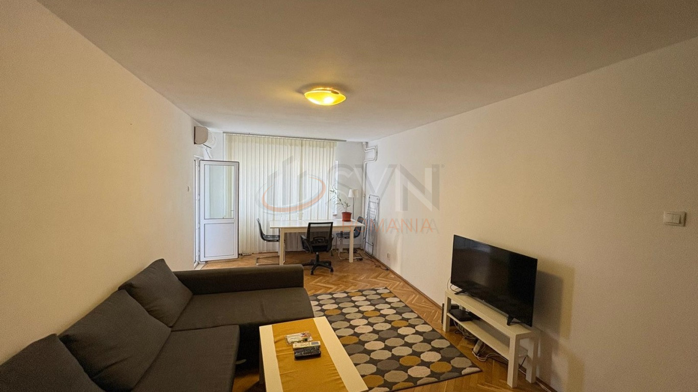 Apartament, 3 camere Bucuresti/P-ta Victoriei