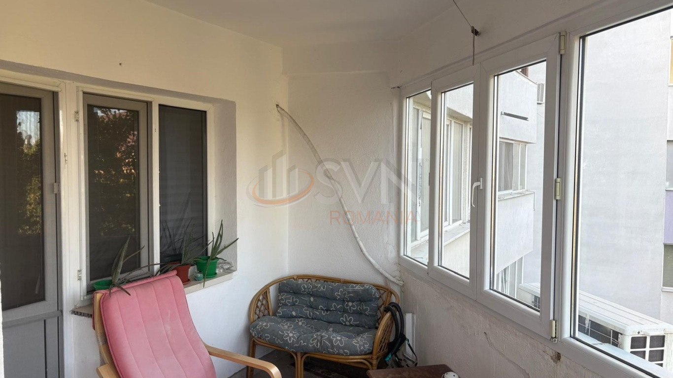 Apartament, 3 camere Bucuresti/P-ta Victoriei