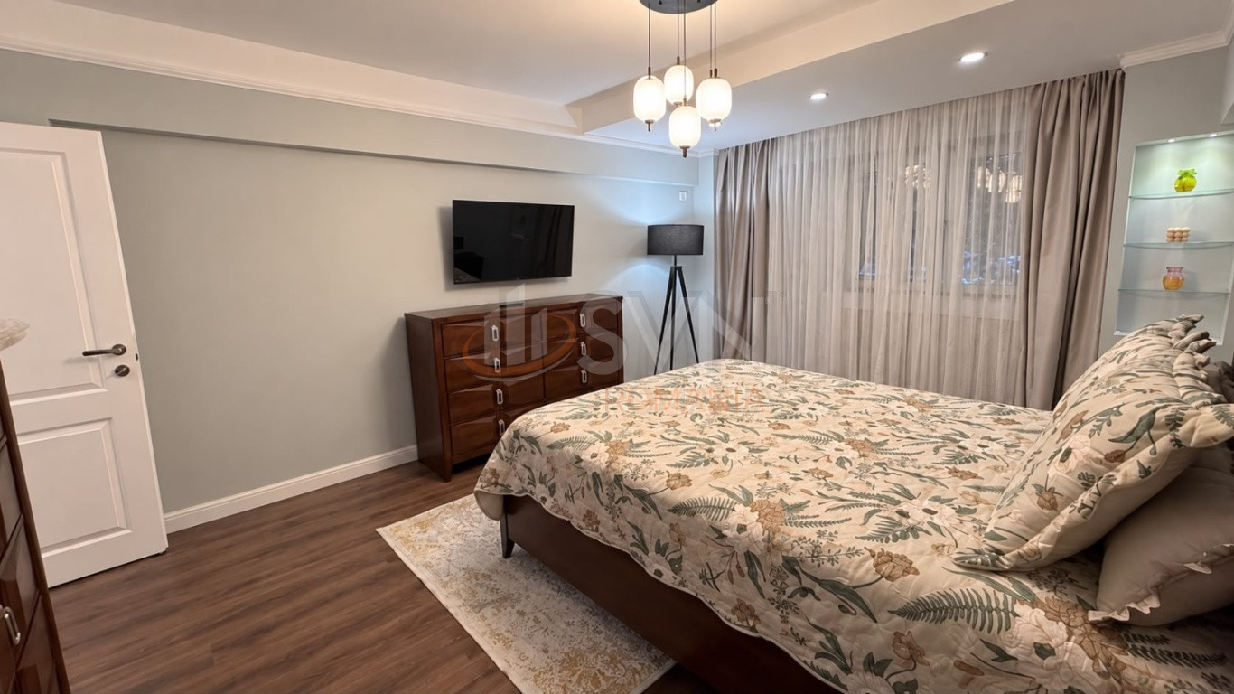 Apartament, 3 camere Bucuresti/Decebal