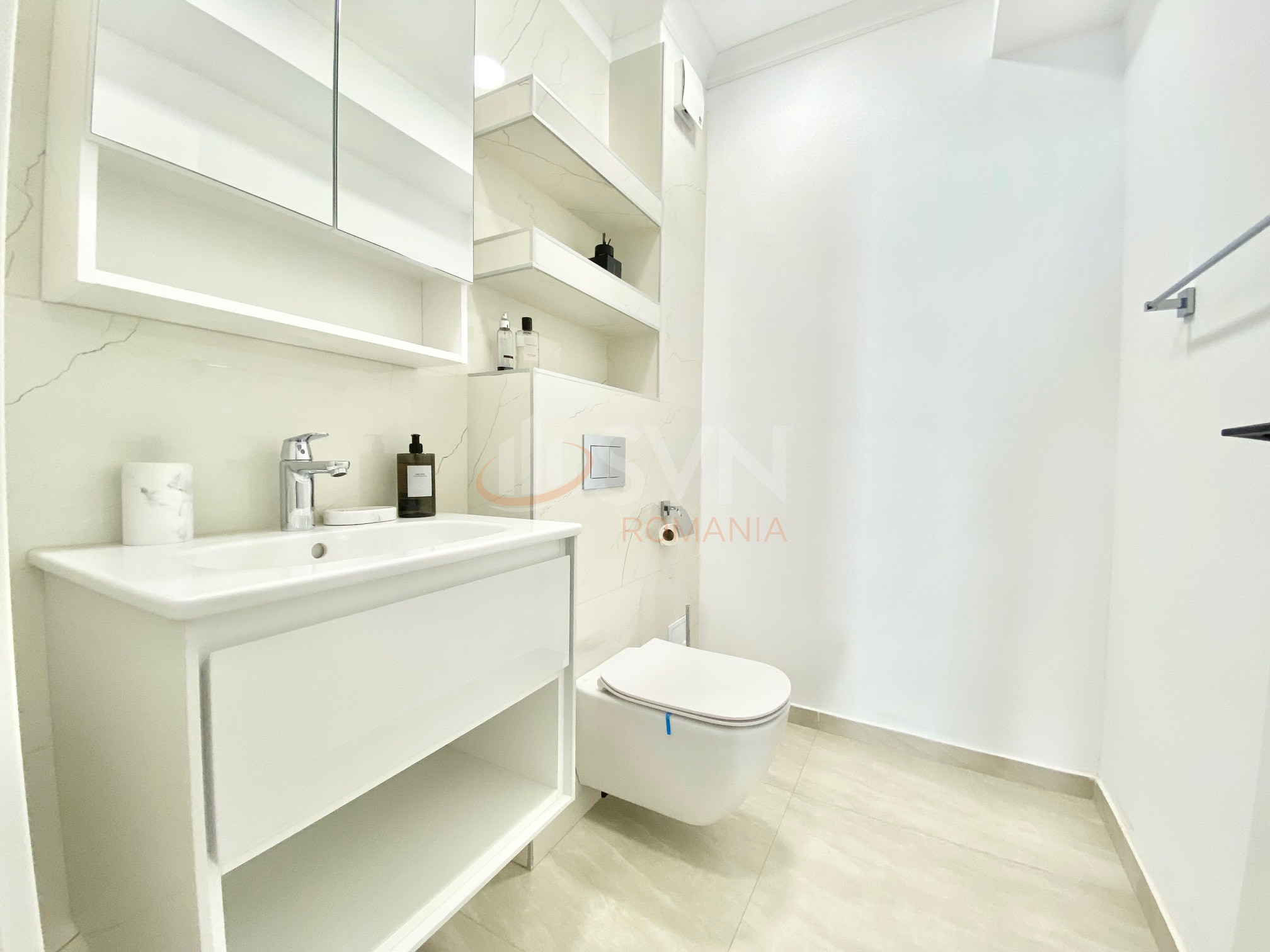 Apartament, 3 camere Bucuresti/Sisesti