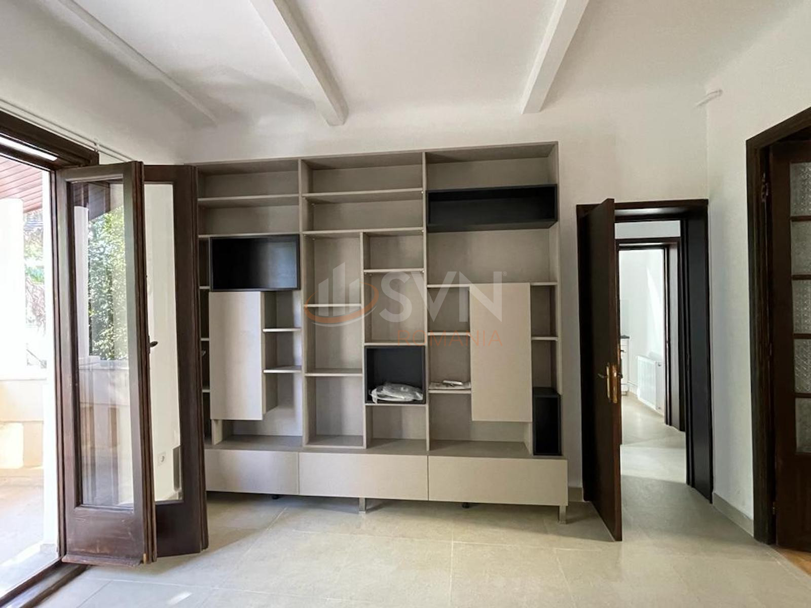 Apartament, 3 camere Bucuresti/Primaverii