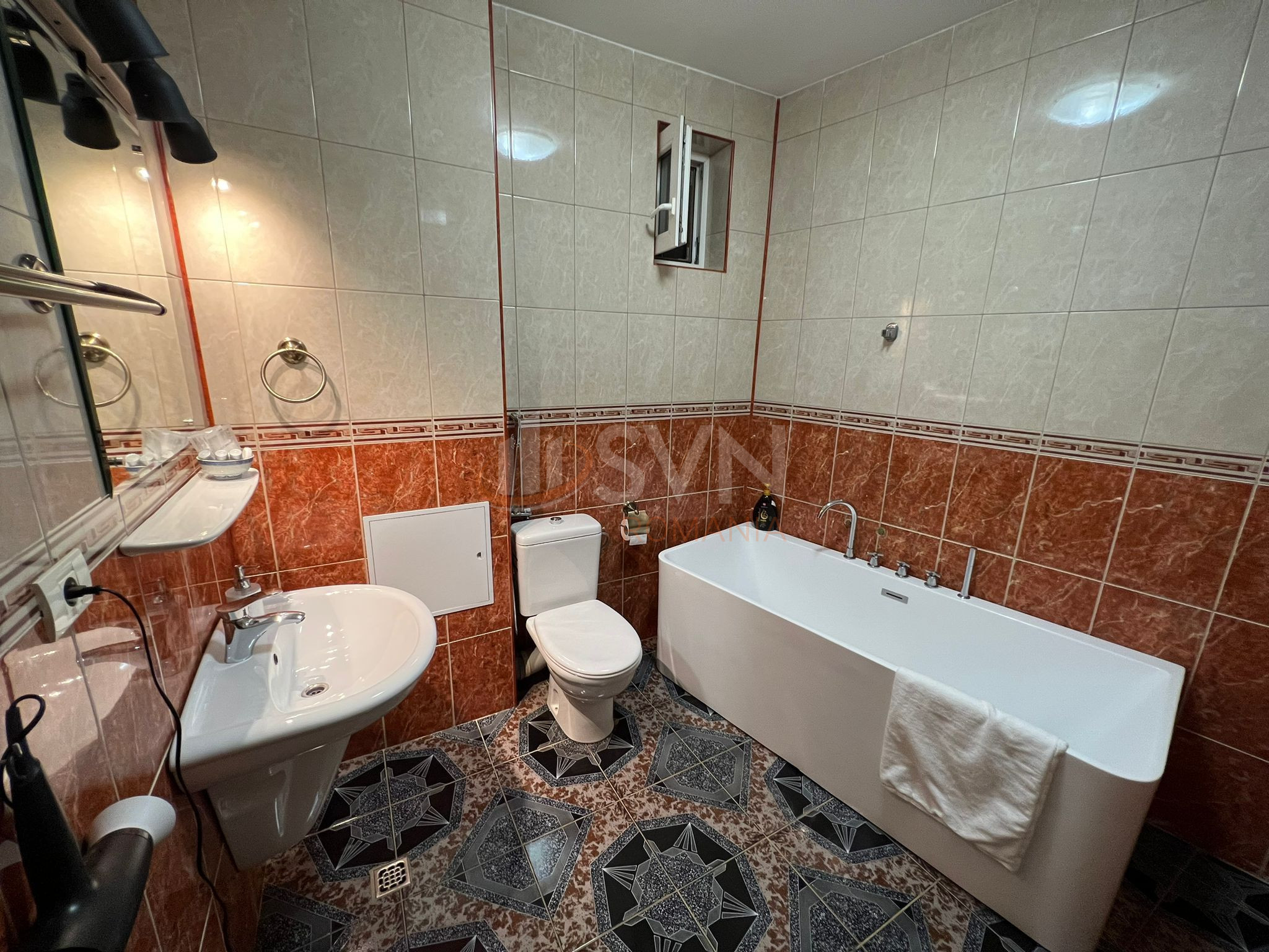 Apartament, 3 camere Bucuresti/Piata Unirii (s4)