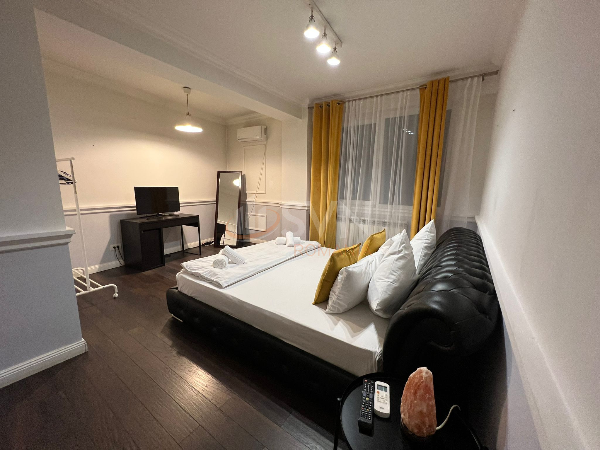 Apartament, 3 camere Bucuresti/Piata Unirii (s4)