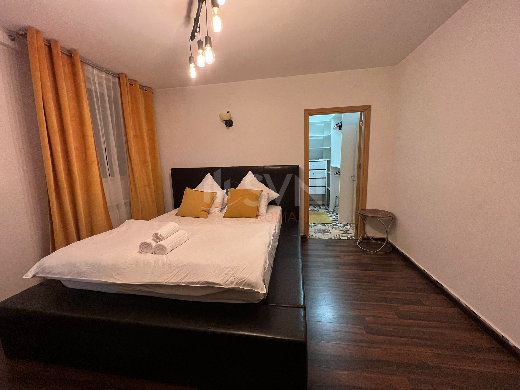 Apartament, 3 camere Bucuresti/Piata Unirii (s4)