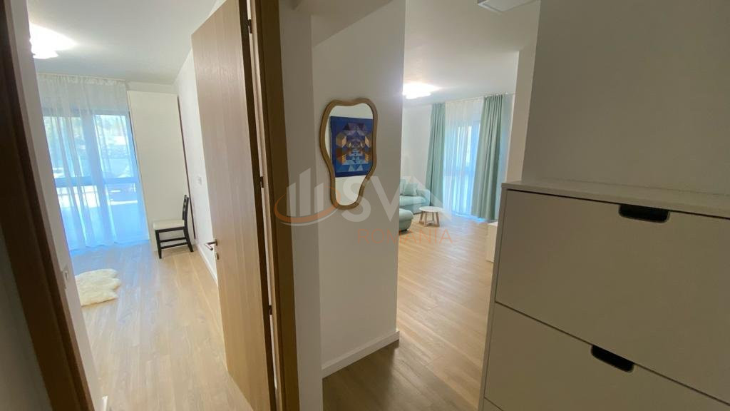 Apartament, 3 camere Bucuresti/P-ta Presei Libere
