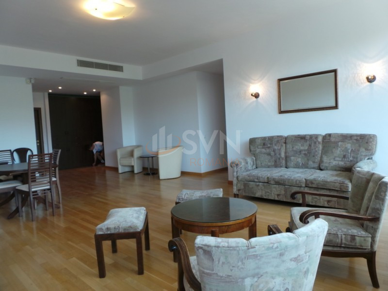Apartament, 3 camere Bucuresti/Aviatorilor