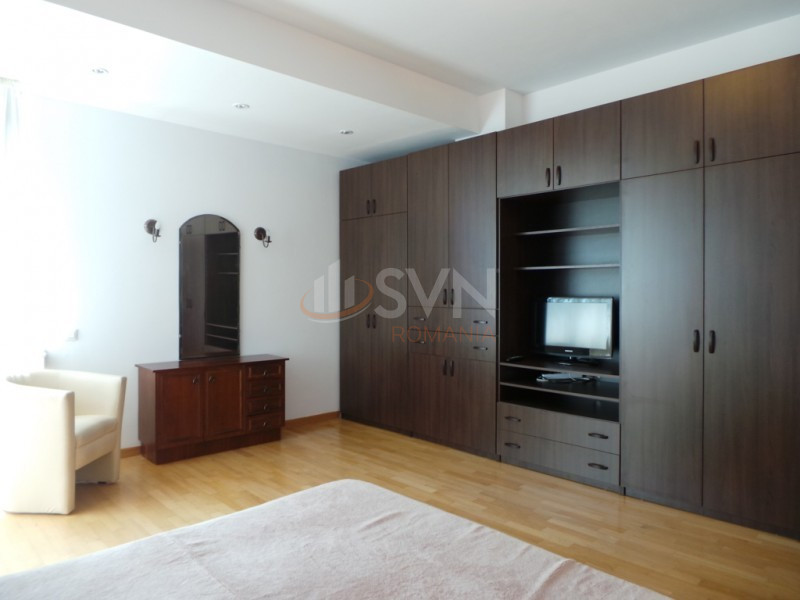 Apartament, 3 camere Bucuresti/Aviatorilor