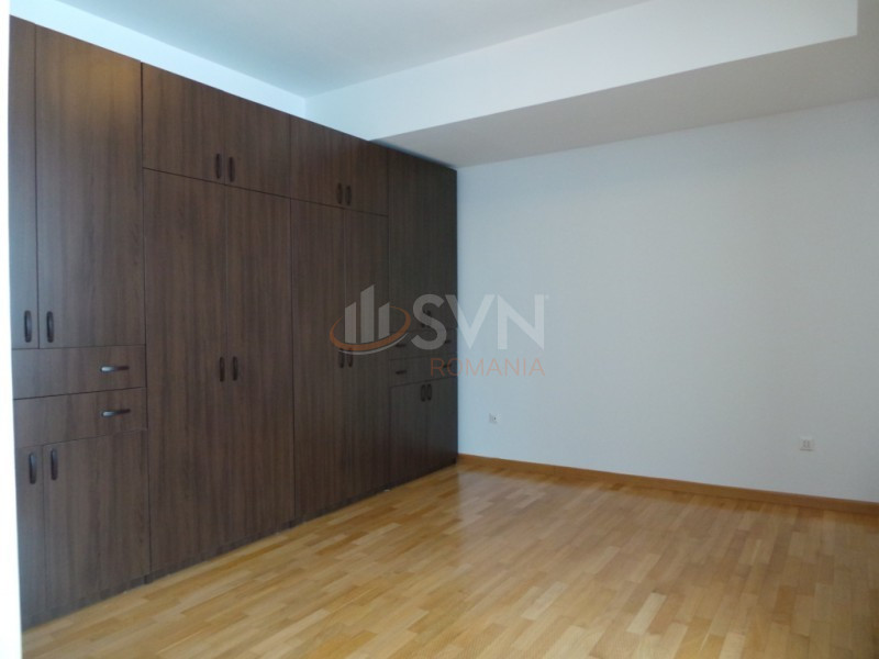 Apartament, 3 camere Bucuresti/Aviatorilor