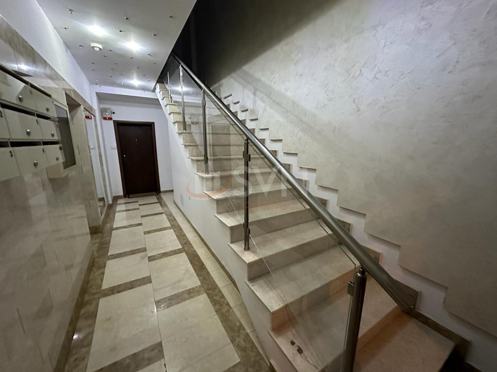 Apartament, 3 camere Bucuresti/Piata Victoriei