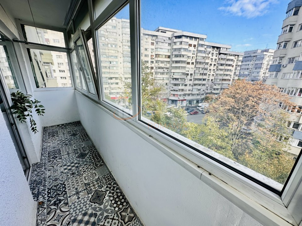 Apartament, 3 camere Bucuresti/Piata Victoriei