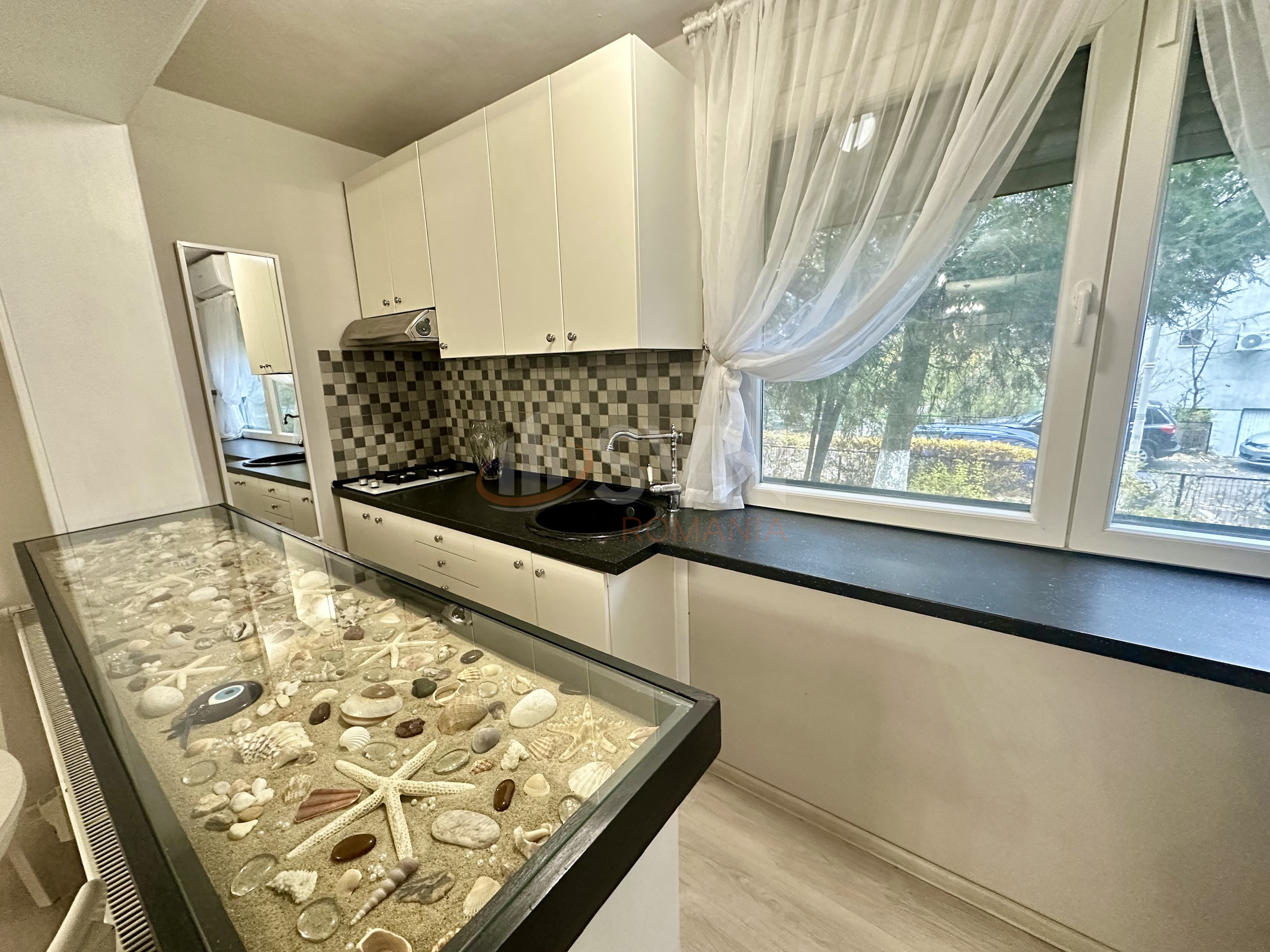 Apartament, 3 camere Bucuresti/Pajura
