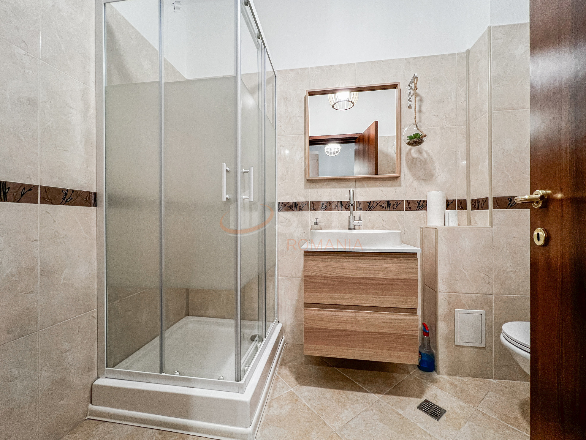 Apartament, 3 camere Bucuresti/Domenii