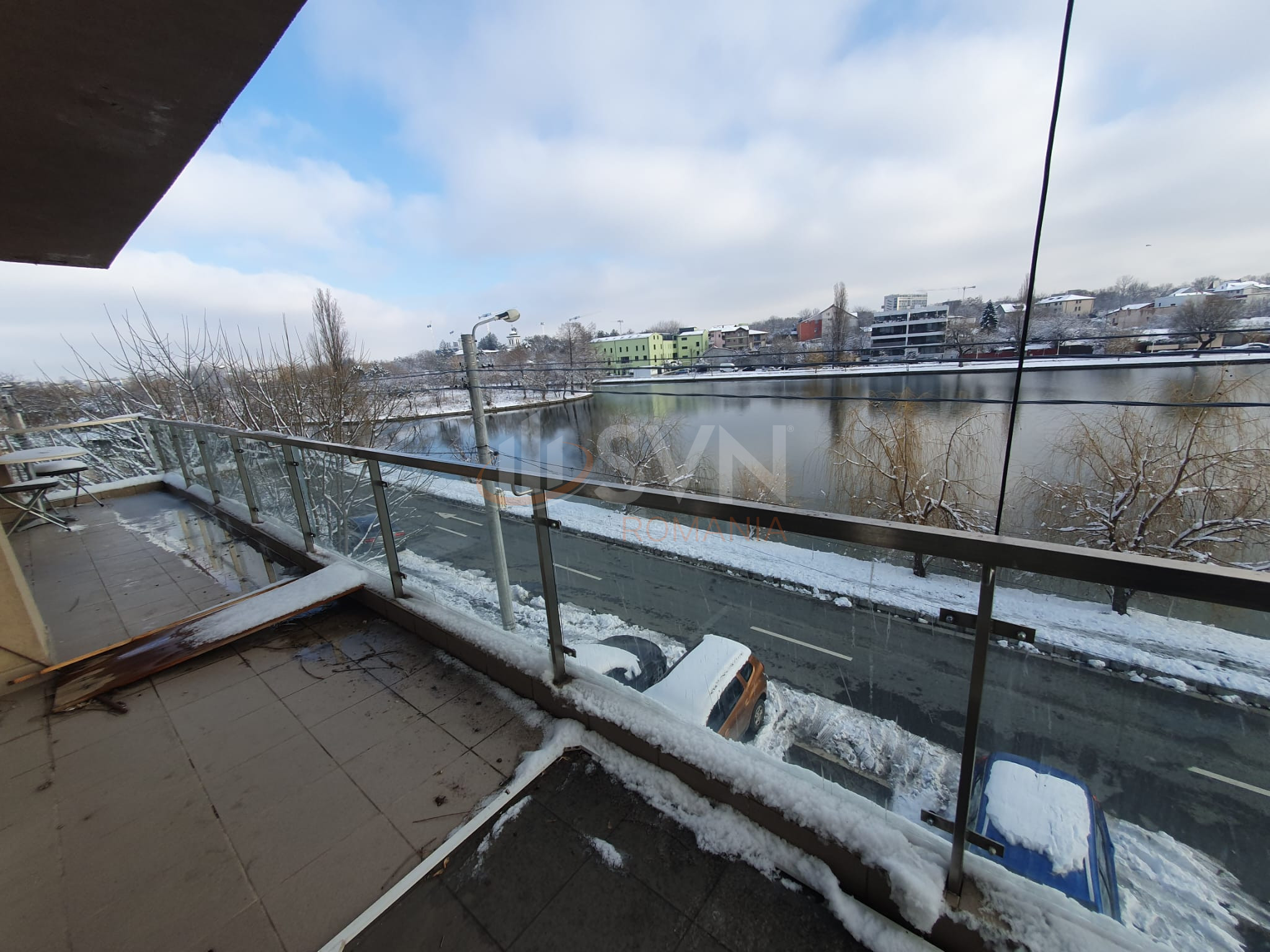 Apartament, 3 camere Bucuresti/Lacul Tei