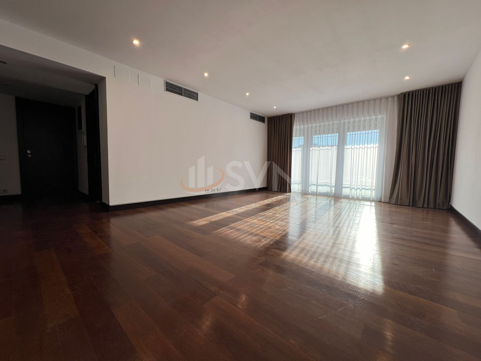 Apartament, 3 camere Bucuresti/Arcul De Triumf