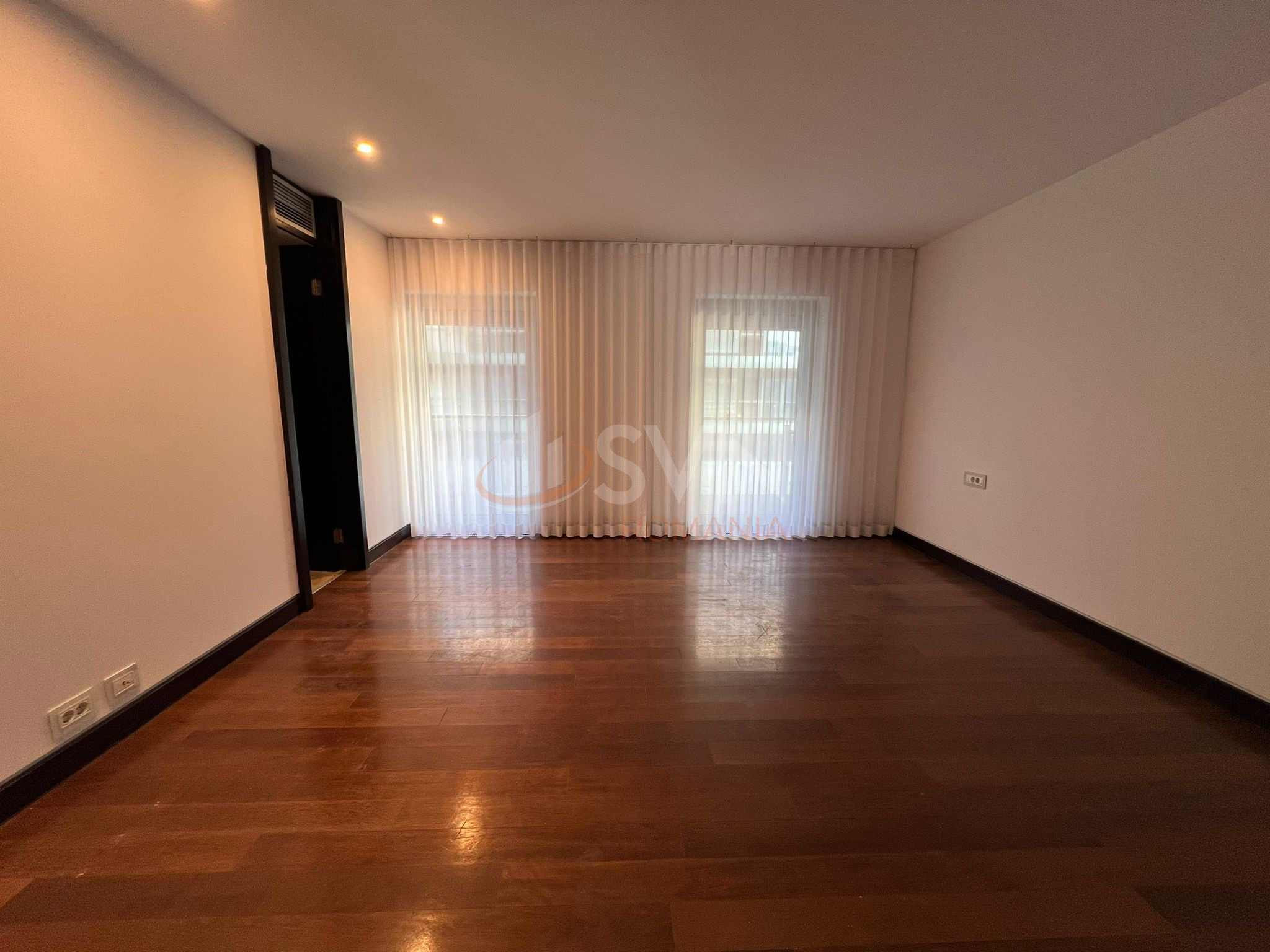 Apartament, 3 camere Bucuresti/Arcul De Triumf