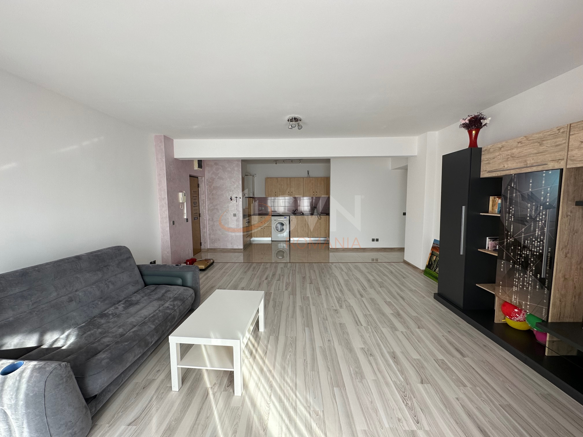 Apartament, 3 camere Bucuresti/Baba Novac
