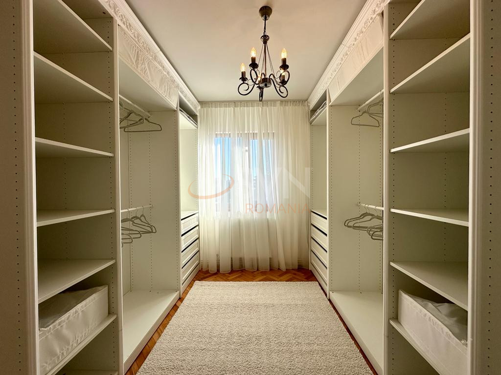 Apartament, 3 camere Cluj/Gheorgheni