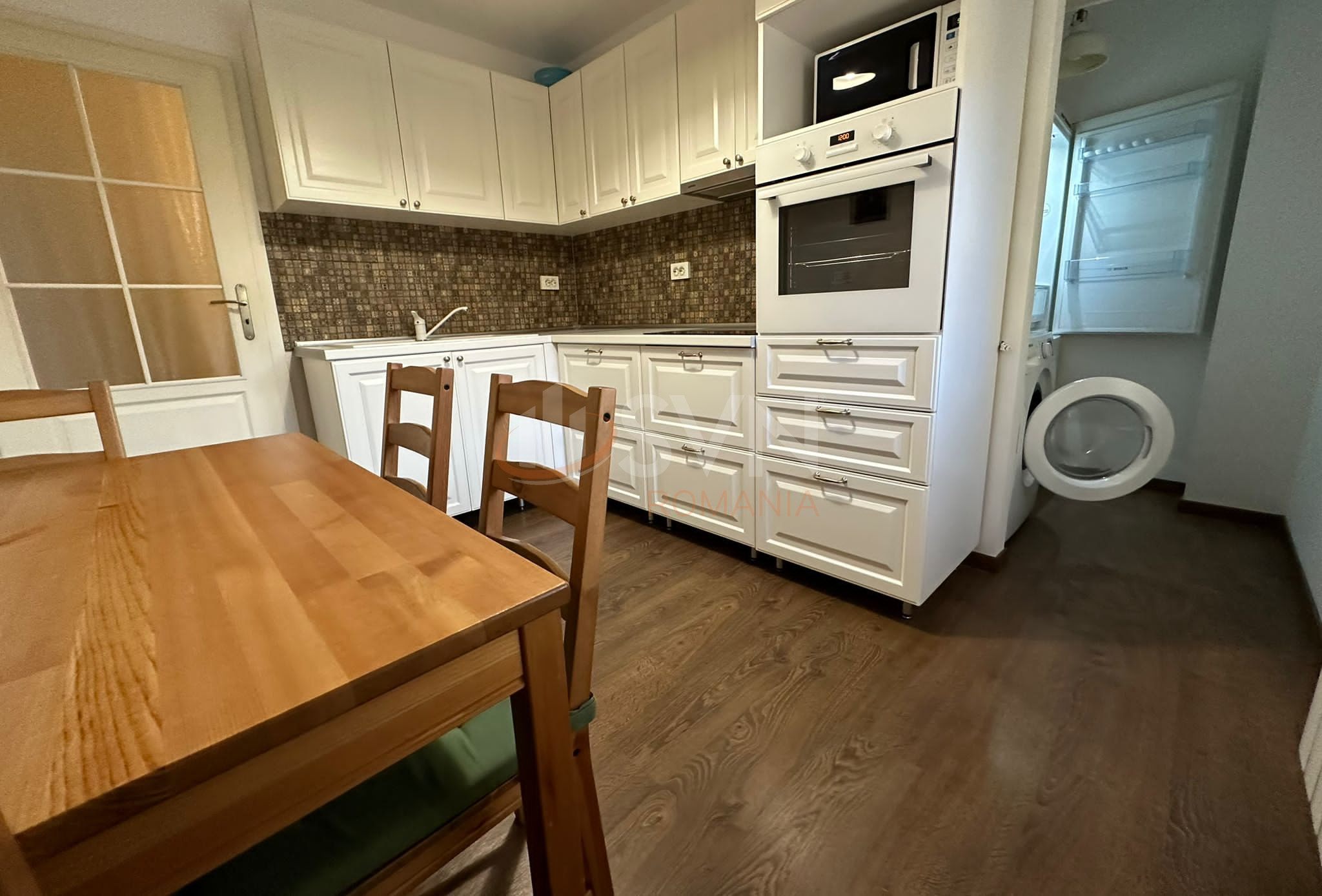 Apartament, 3 camere Bucuresti/Decebal
