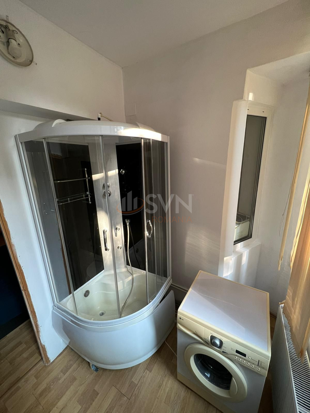 Apartament, 3 camere Bucuresti/Calea Victoriei