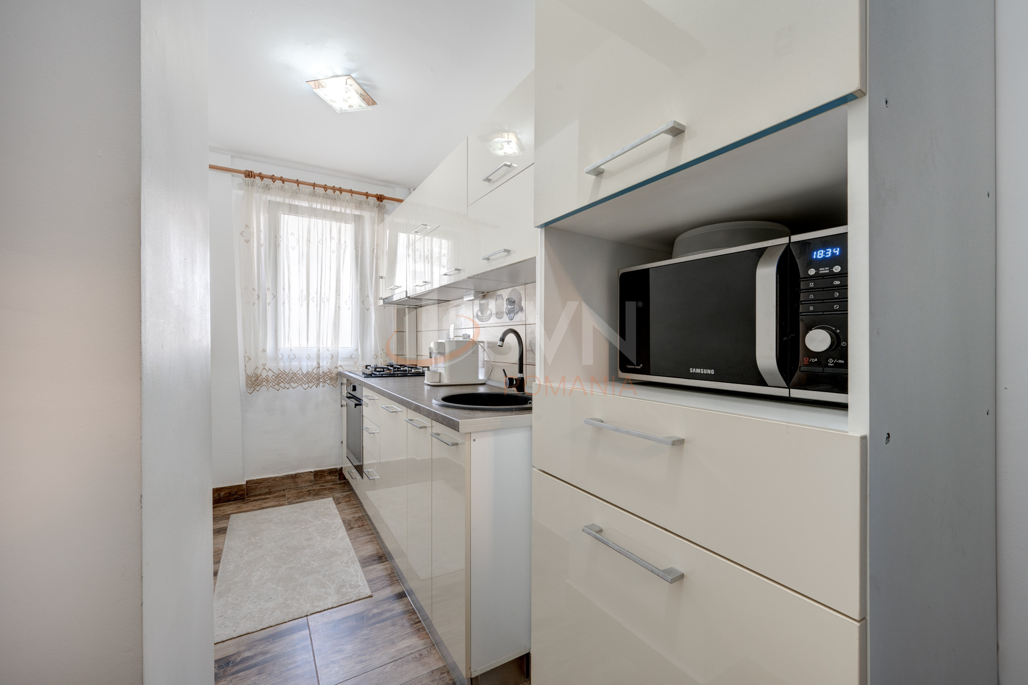 Apartament, 3 camere Bucuresti/Lacul Tei