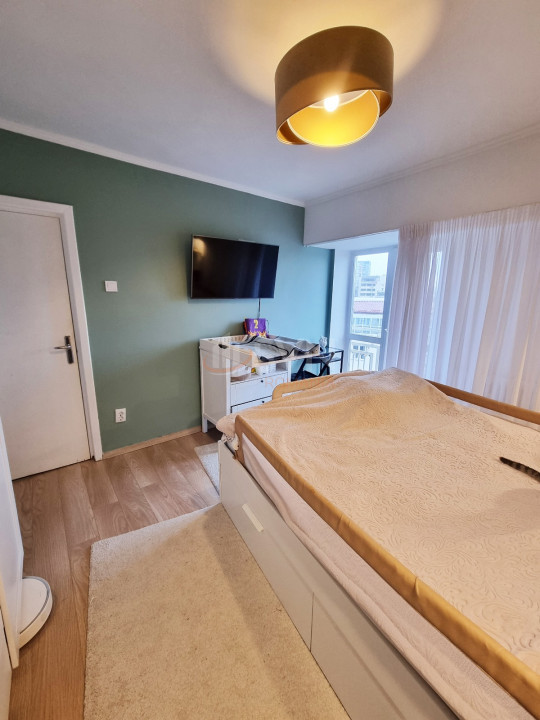 Apartament, 3 camere Bucuresti/Piata Unirii (s3)