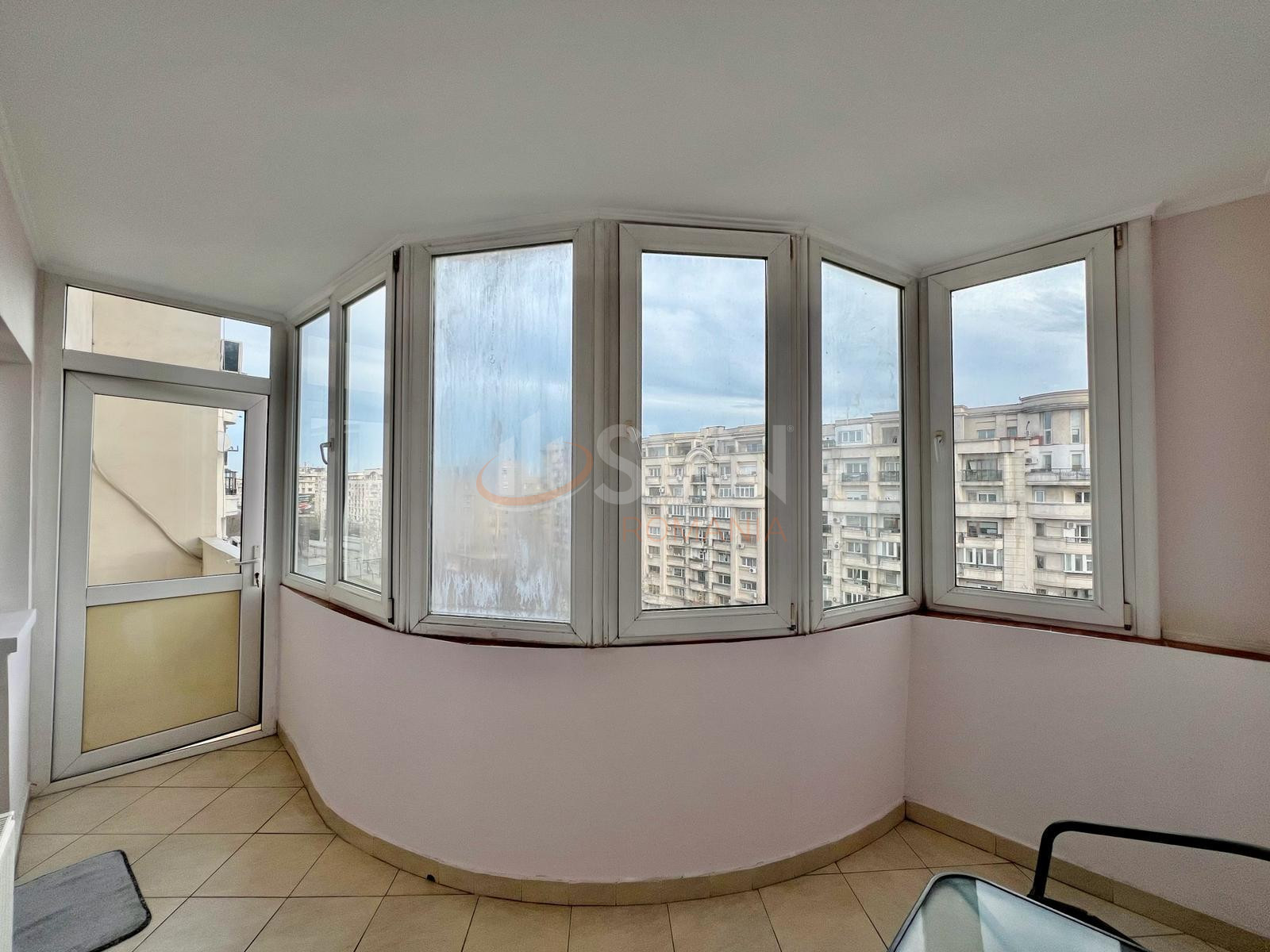 Apartament, 3 camere Bucuresti/Piata Unirii (s3)