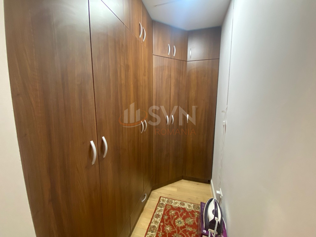 Apartament, 3 camere Bucuresti/Piata Victoriei