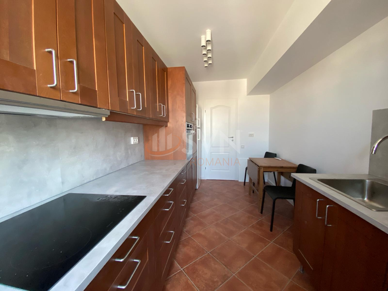 Apartament, 3 camere Bucuresti/Alba Iulia